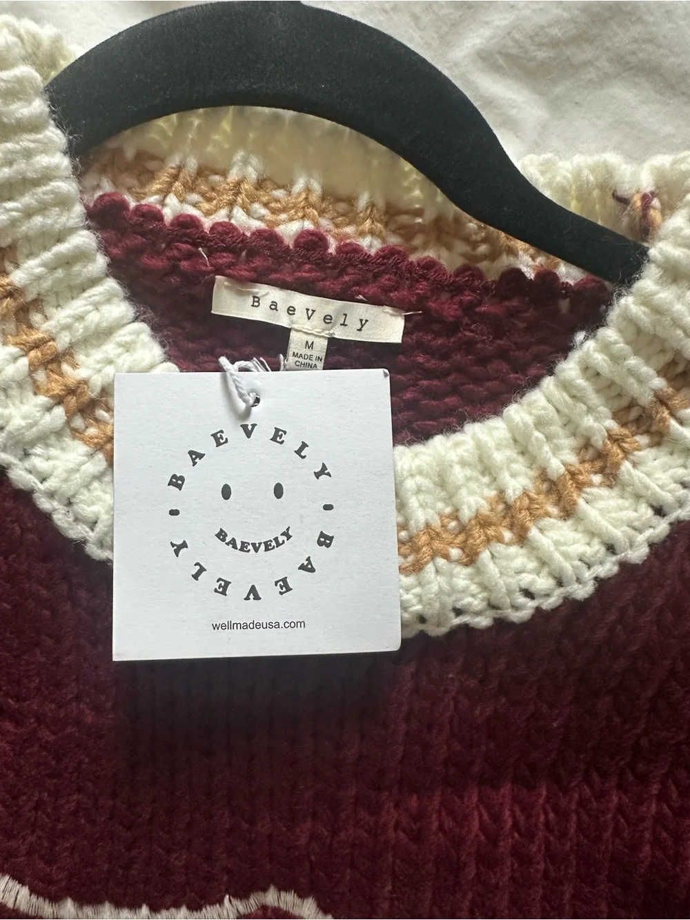 NWT Georgia Bulldog Patch Sweater - Burgundy & Cream Size M